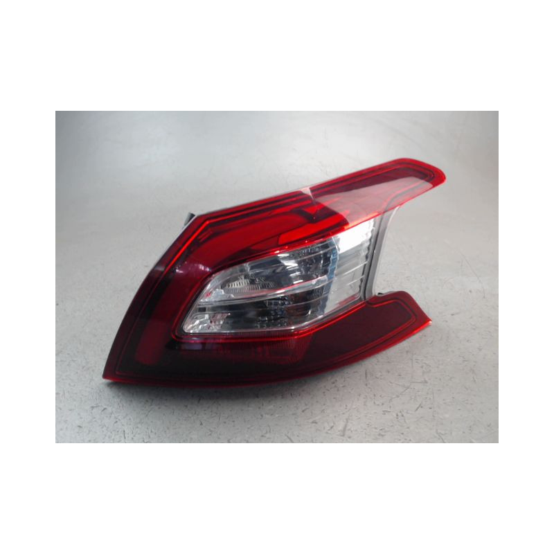 FEU ARRIERE DROIT PEUGEOT 308