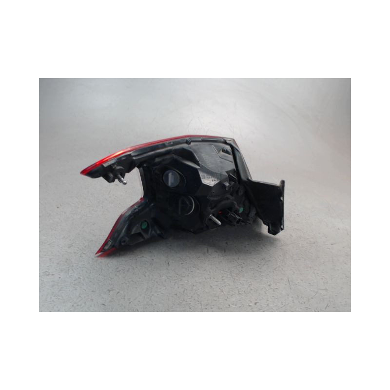 FEU ARRIERE DROIT PEUGEOT 308