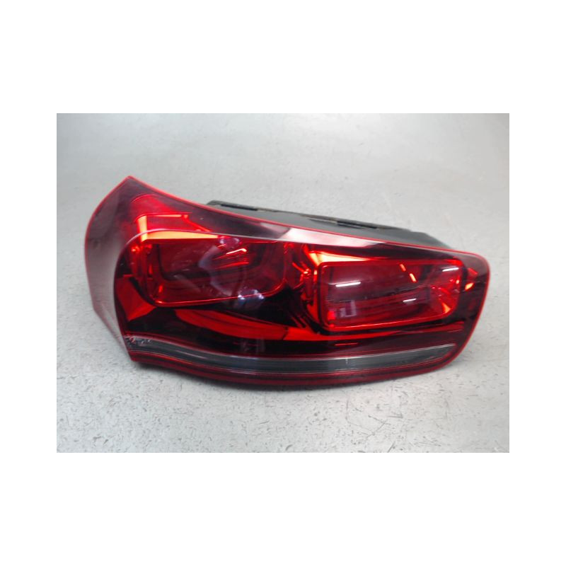 FEU ARRIERE GAUCHE  CITROEN C4