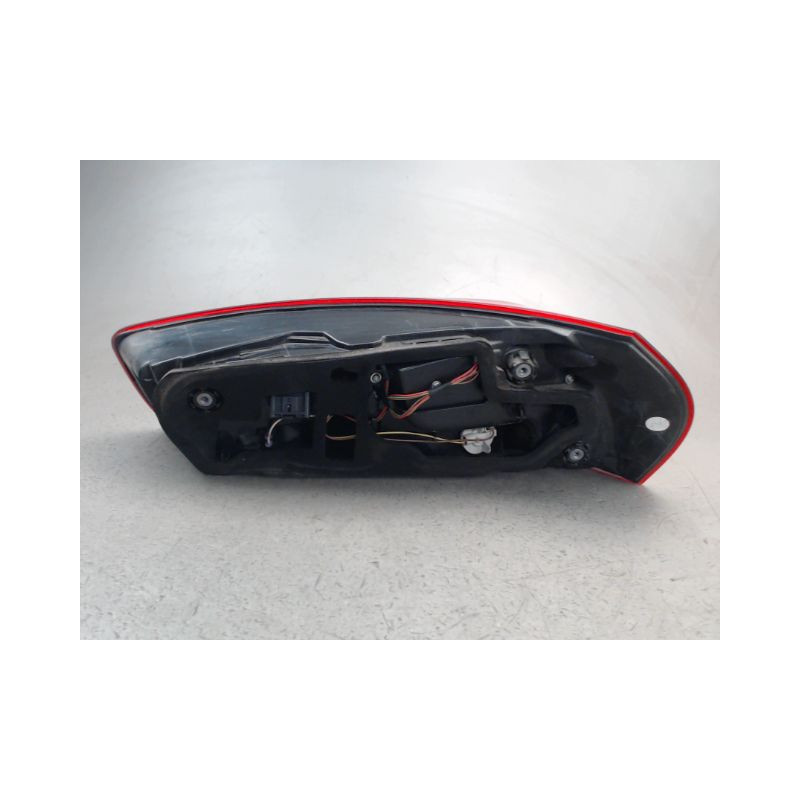 FEU ARRIERE GAUCHE  CITROEN C4