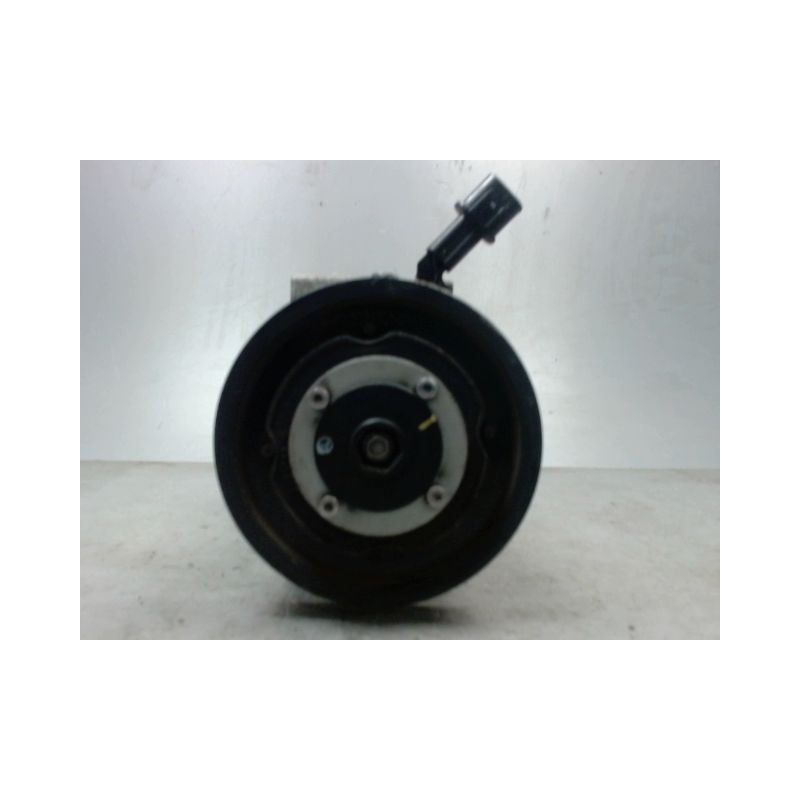 COMPRESSEUR AIR CONDITIONNE KIA RIO