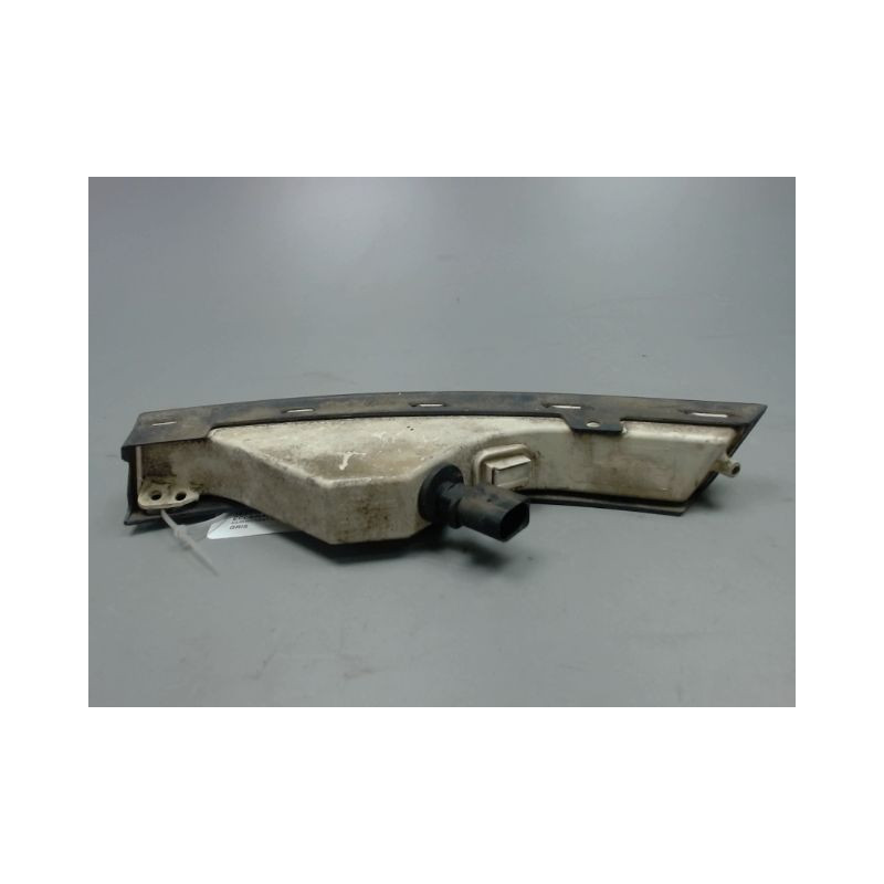 CLIGNOTANT DROIT VOLKSWAGEN PASSAT 5 1.9 TDI - 8V TURBO