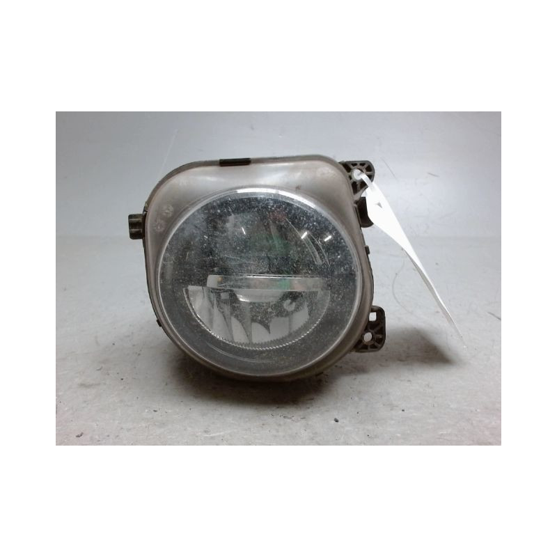 PHARE ANTIBROUILLARD AVANT DROIT B.M.W. SERIE 5