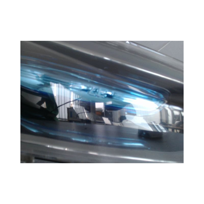 PHARE DROIT RENAULT ZOE