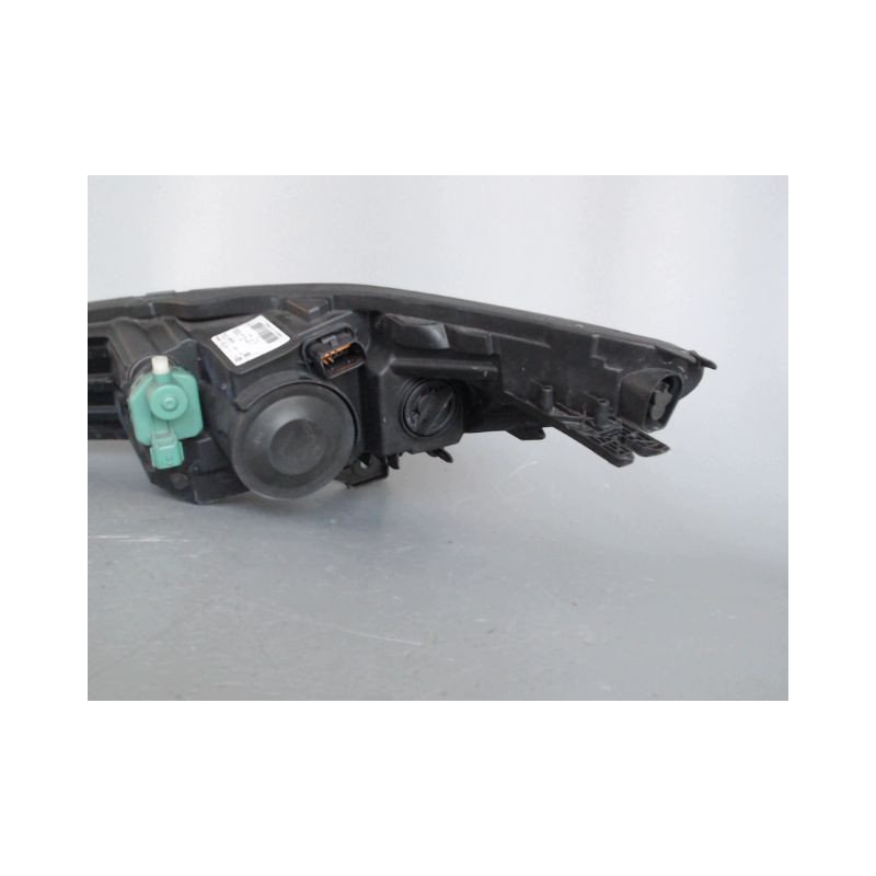 PHARE DROIT RENAULT ZOE