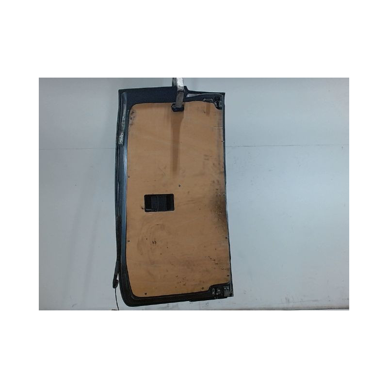 PORTE BATTANTE ARRIERE DROIT MERCEDES VITO