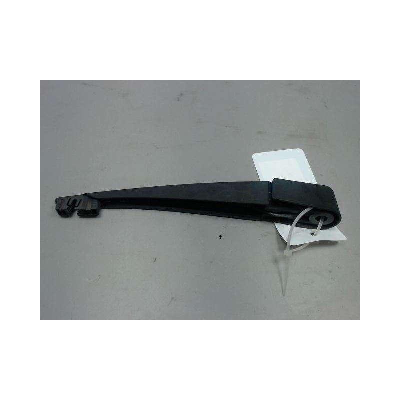 BRAS ESSUIE-GLACE ARRIERE DS DS7