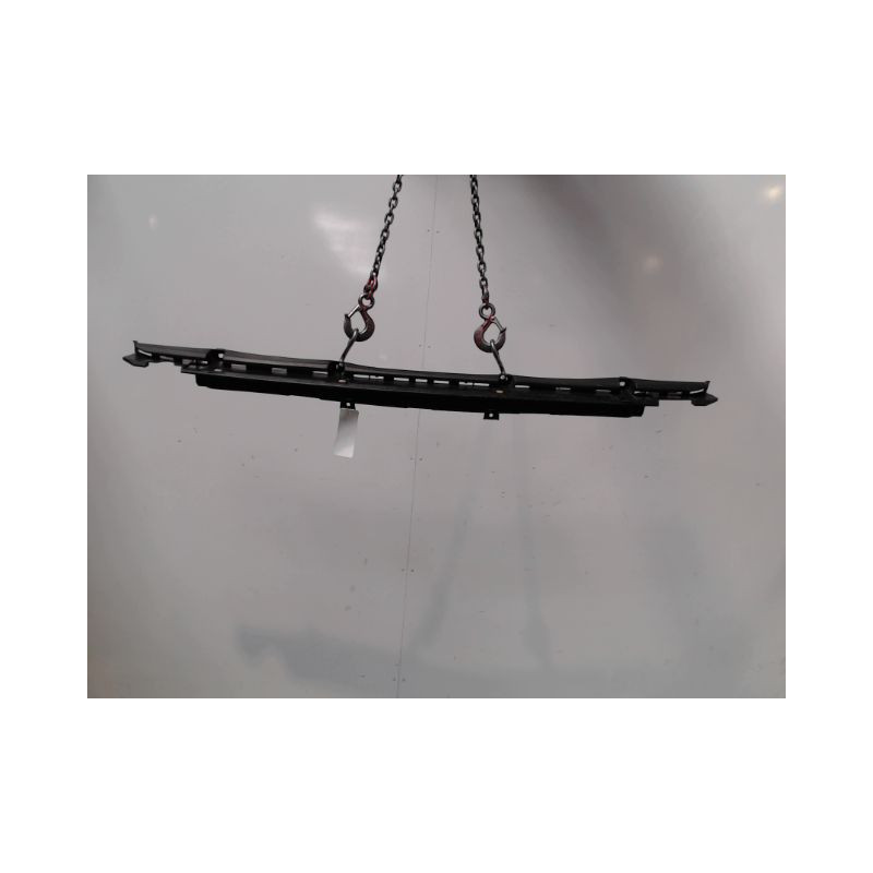 SUPPORT CENTRAL PARE-CHOC ARRIERE  RENAULT KANGOO