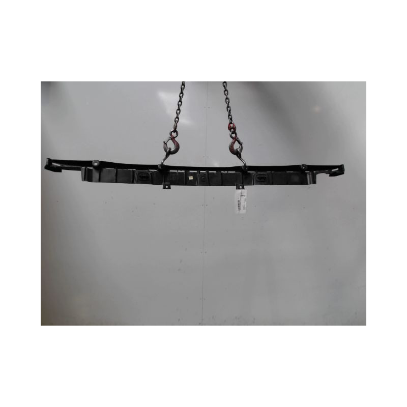 SUPPORT CENTRAL PARE-CHOC ARRIERE  RENAULT KANGOO