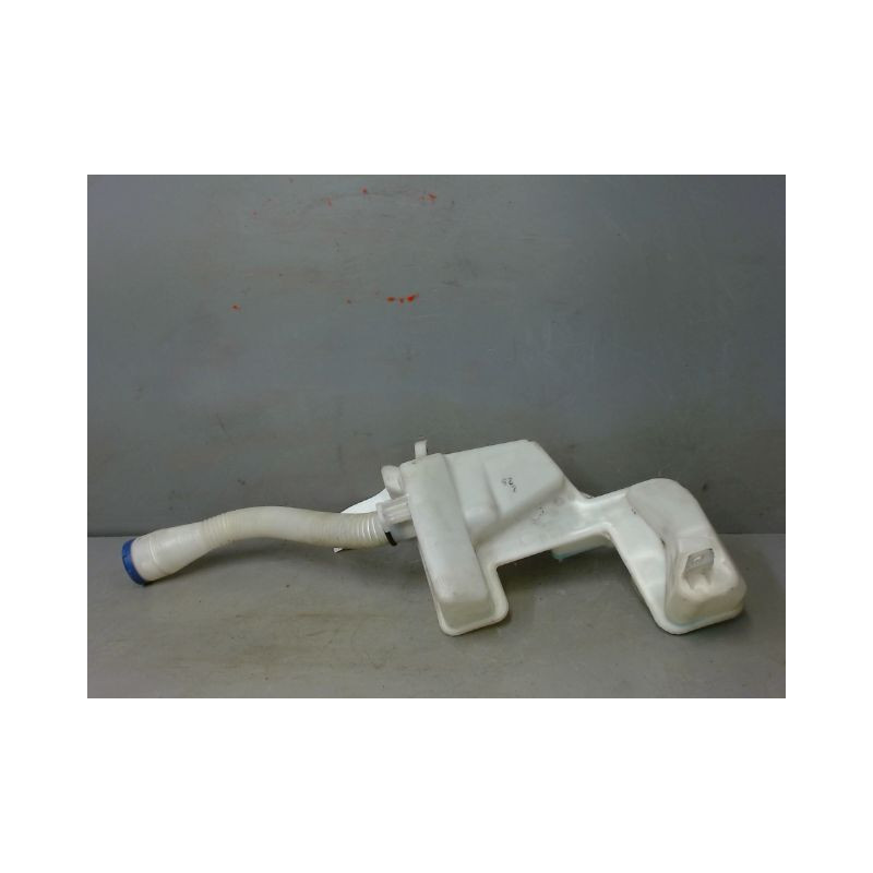 RESERVOIR LAVE-GLACE AVANT PEUGEOT 308