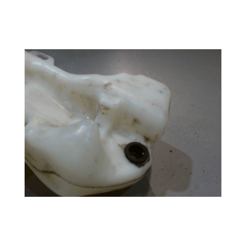 RESERVOIR LAVE-GLACE AVANT PEUGEOT 3008