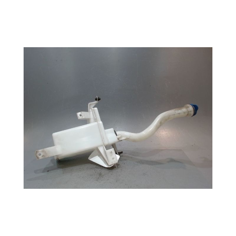 RESERVOIR LAVE-GLACE AVANT SUZUKI SWIFT