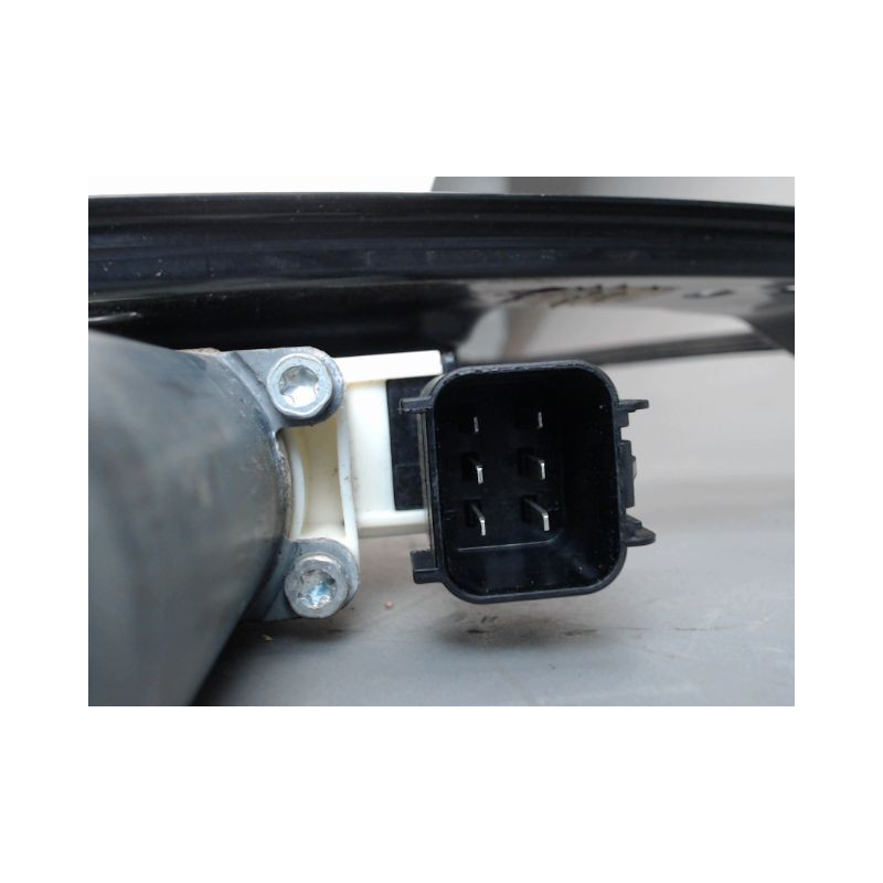 MECANISME LEVE-GLACE AVANT GAUCHE FORD FOCUS