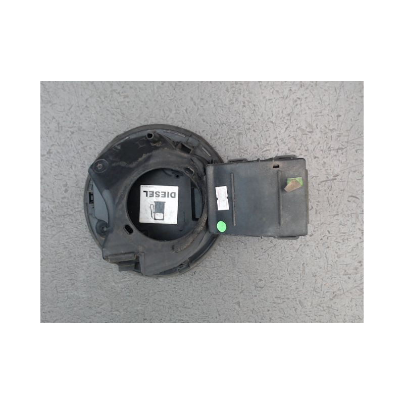 VOLET DE TRAPPE CARBURANT RENAULT CLIO