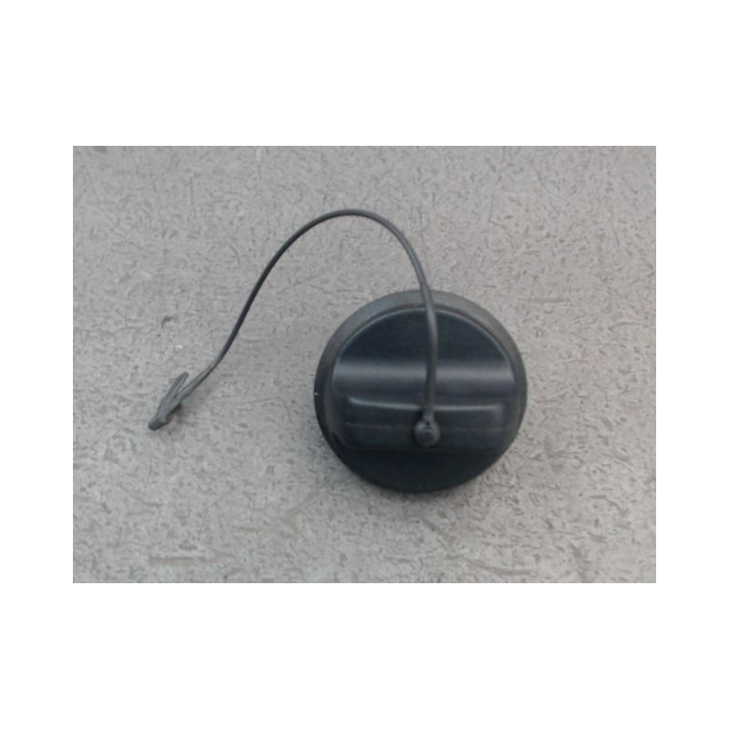 BOUCHON RESERVOIR A CARBURANT RENAULT CLIO