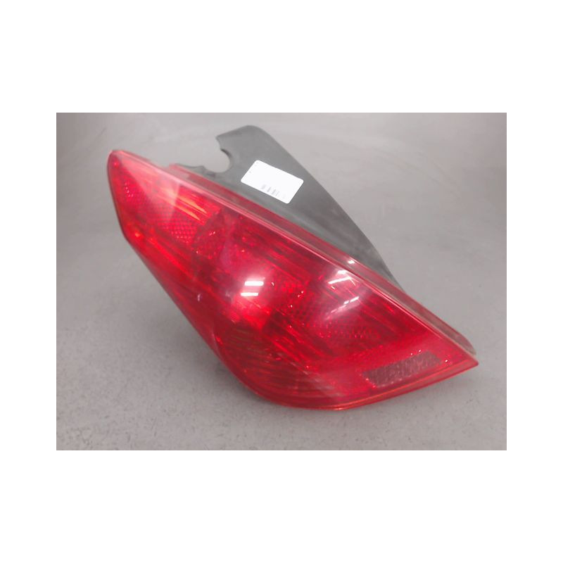 FEU ARRIERE GAUCHE  PEUGEOT 308