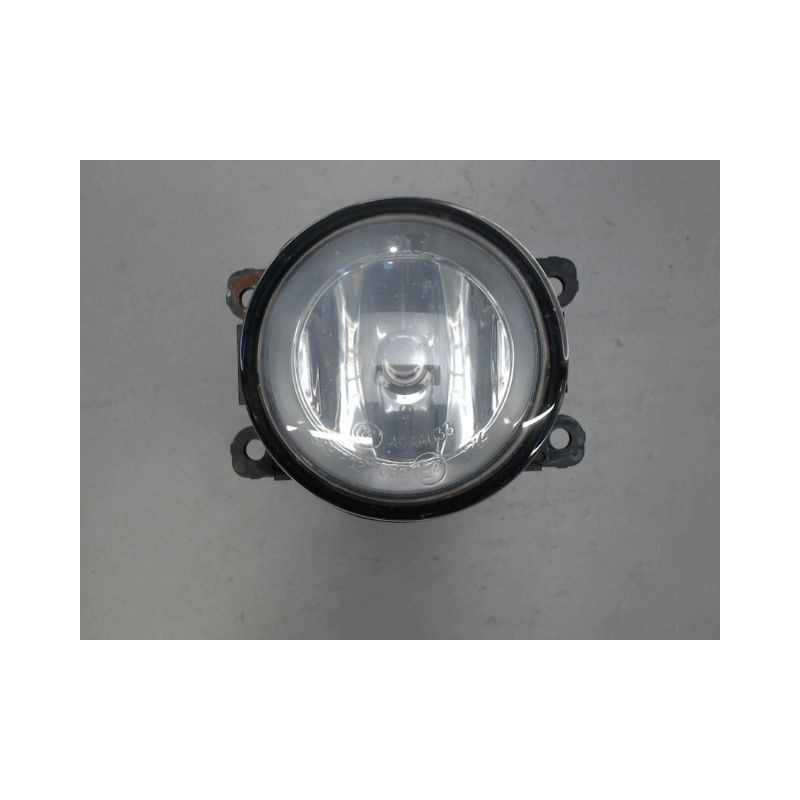 PHARE ANTIBROUILLARD AVANT DROIT DACIA DUSTER