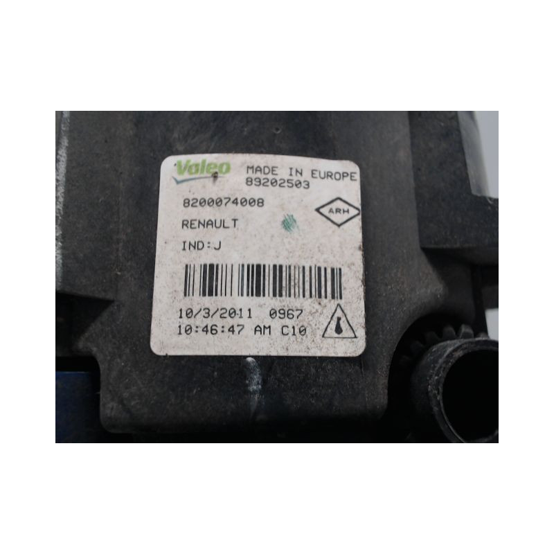 PHARE ANTIBROUILLARD AVANT GAUCHE DACIA DUSTER