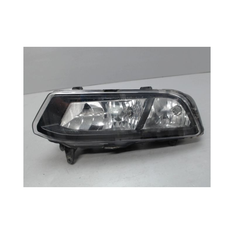 PHARE ANTIBROUILLARD AVANT GAUCHE VOLKSWAGEN POLO