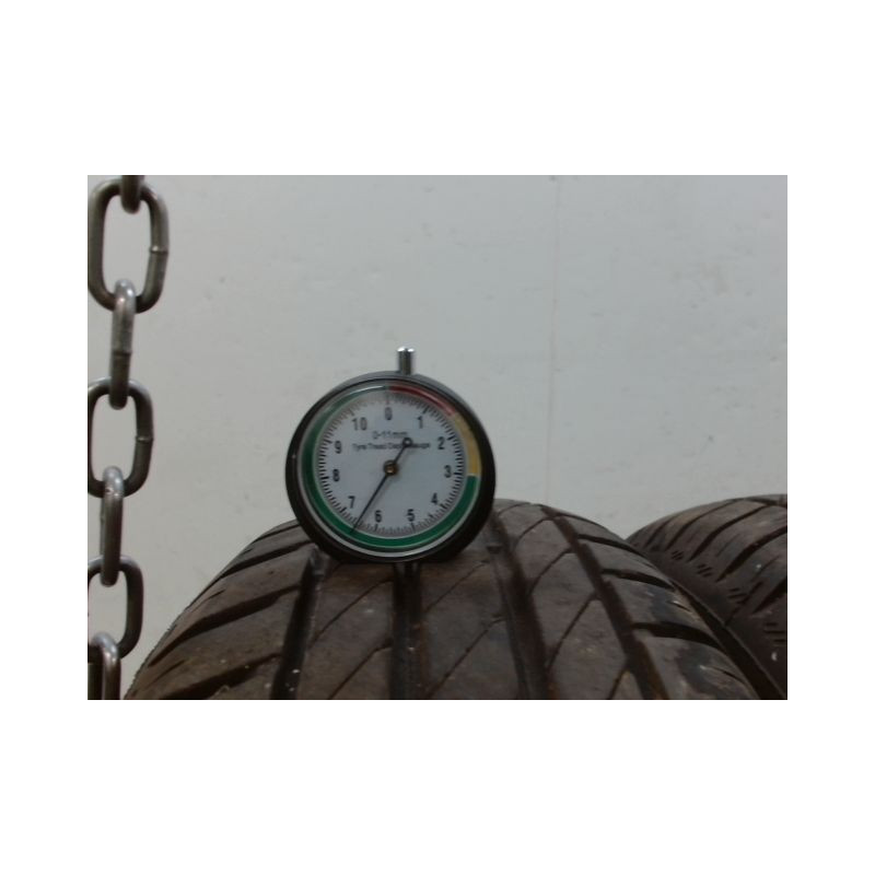 Paire de pneus KLEBER DYNAXER HP 4 205 65 14 79 T
