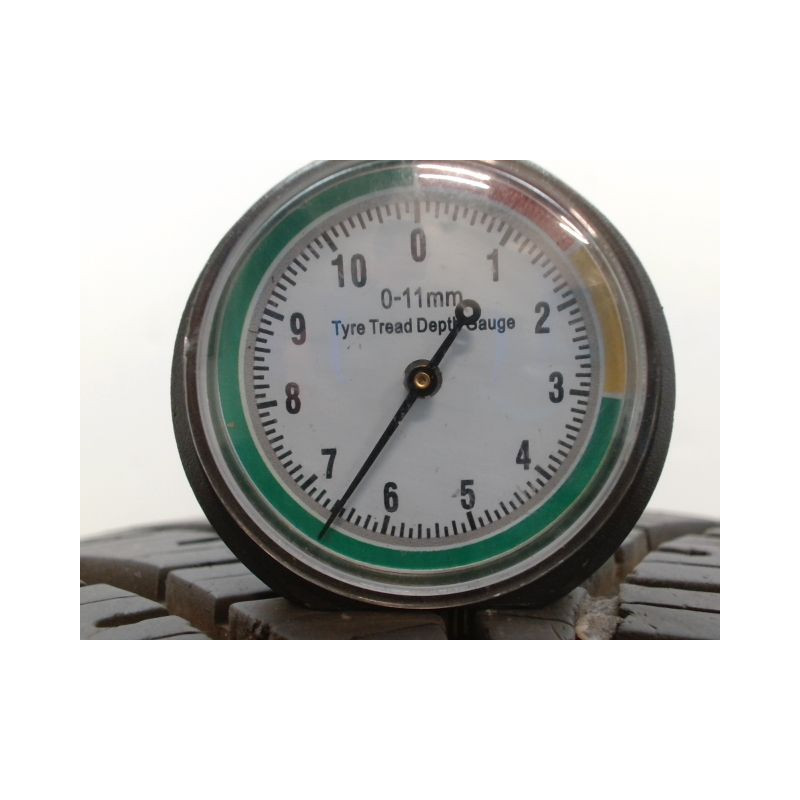 Pneu YOKOHAMA BLUEARTH-4S 205 55 17 95 V