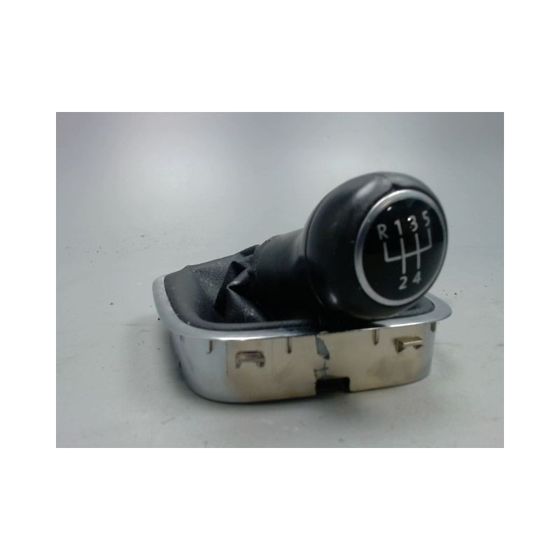 POMMEAU LEVIER VITESSES VOLKSWAGEN POLO 5 PHASE 1 1.6 TDI - 16V T 1.6 TDI