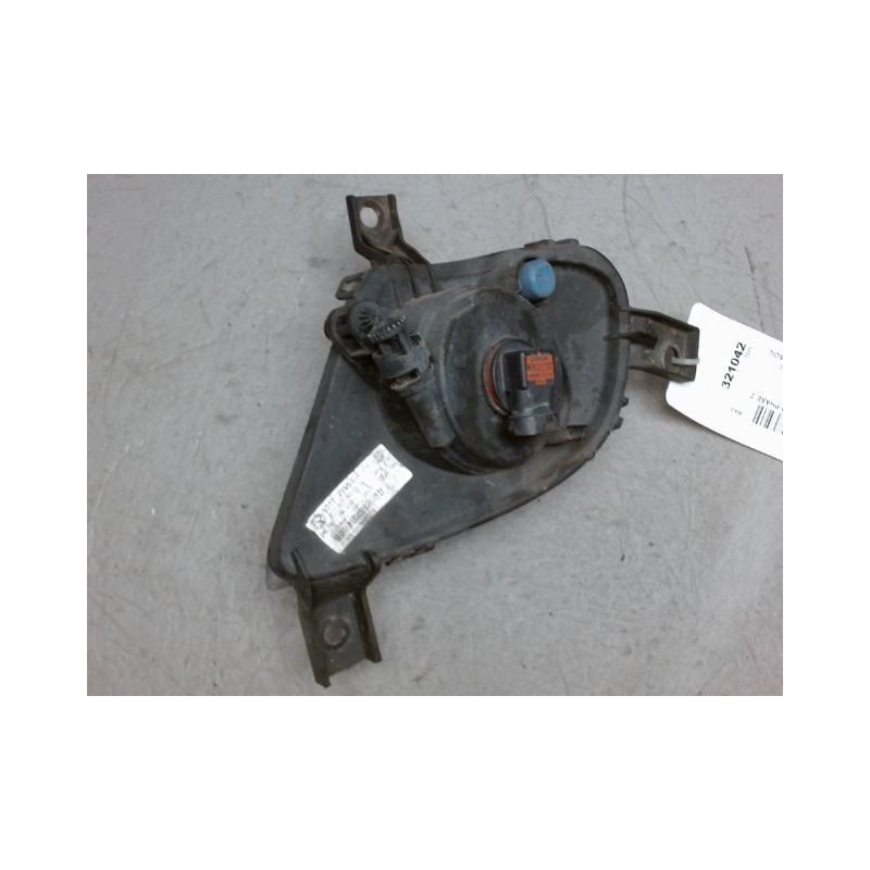 PHARE ANTIBROUILLARD AVANT DROIT BMW SERIE 3 E90 PHASE 2 DIESEL