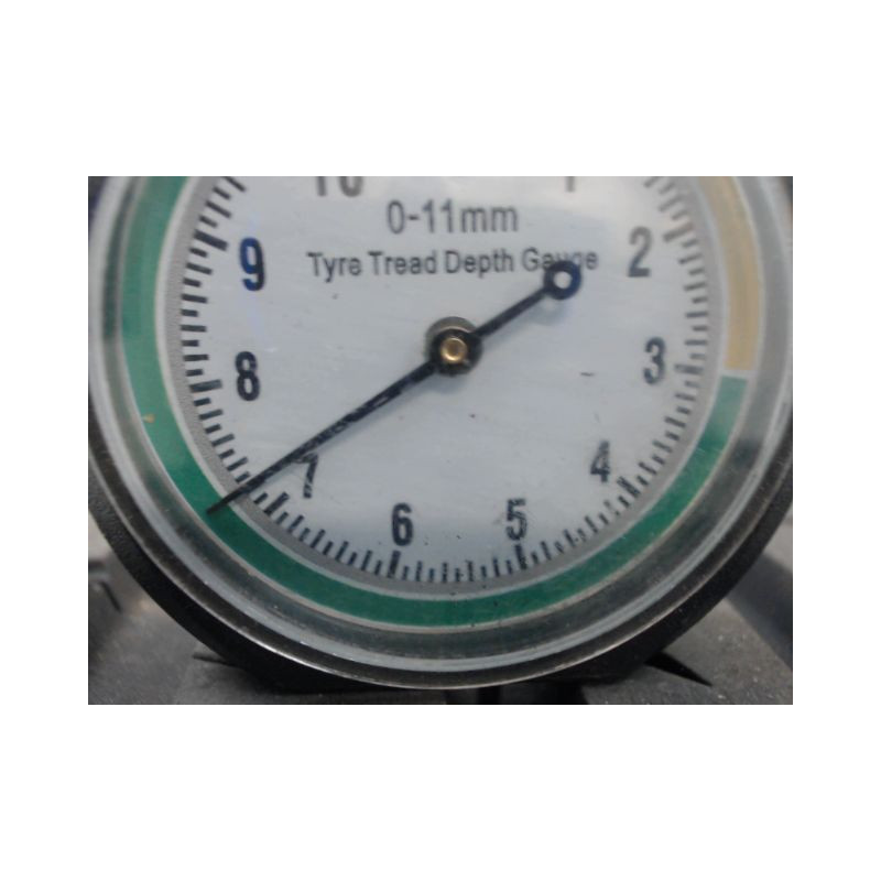 Pneu ILINK L-GRIP55 215 65 15 96 H