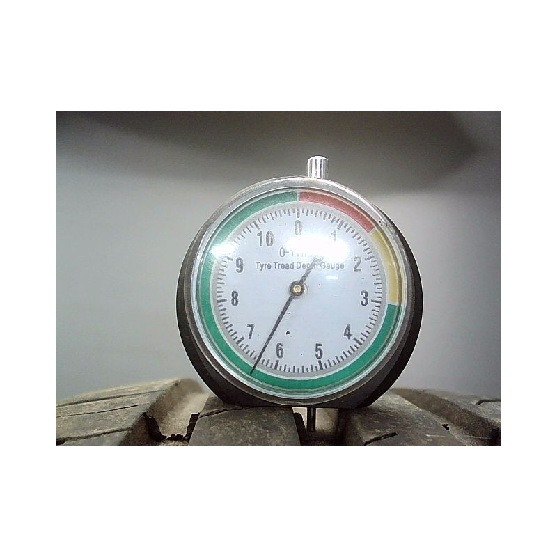 Paire de pneus TRAZANO ZUPERECO Z-107 215 55 16 97 W