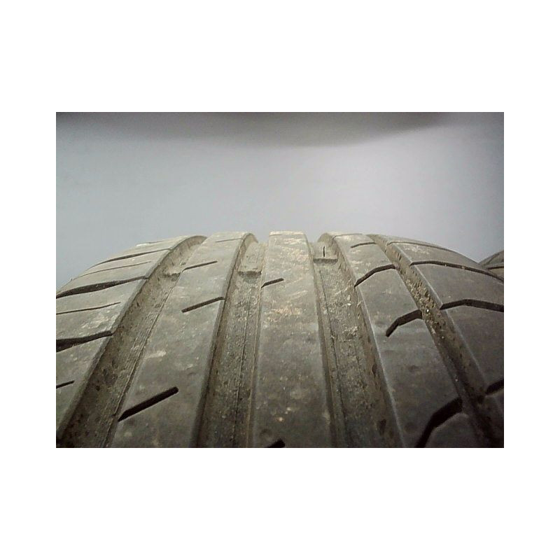 Paire de pneus TRAZANO ZUPERECO Z-107 215 55 17 98 W