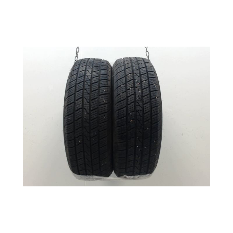 Paire de pneus ROYALBLACK ROYAL A/S 185 60 15 88 H