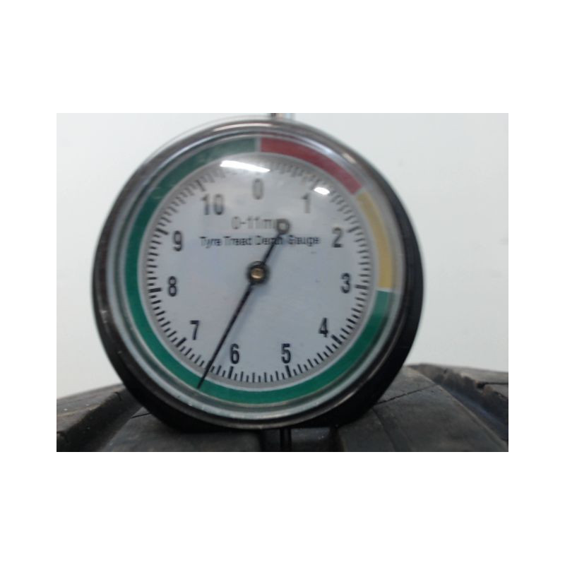 Pneu GOOD YEAR EFFICIENT GRIP 185 55 15 82 V