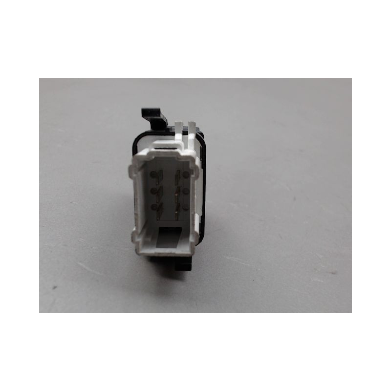 COMMANDE LEVE-GLACE PORTE AVD RENAULT CLIO