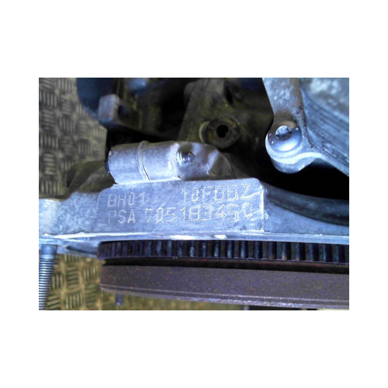 MOTEUR DIESEL PEUGEOT 208 1.4 HDi