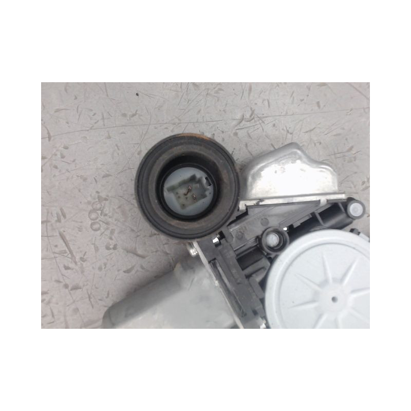 MECANISME LEVE-GLACE AVANT GAUCHE TOYOTA YARIS