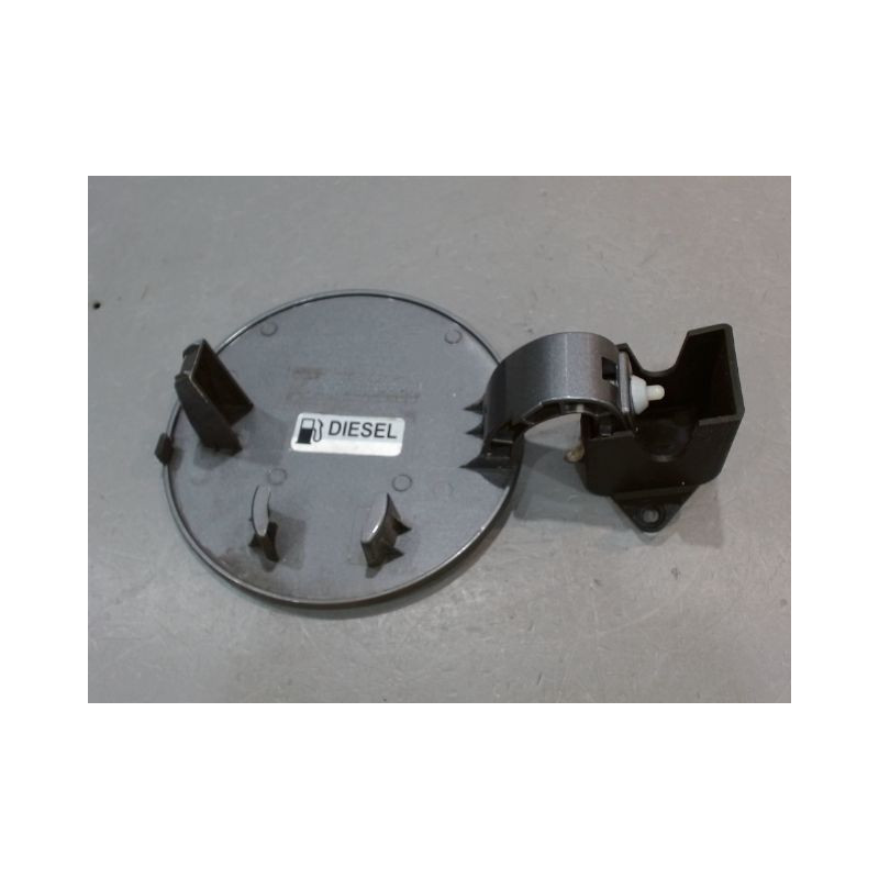 VOLET DE TRAPPE CARBURANT SSANGYONG KORANDO