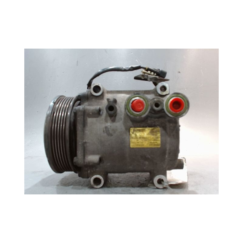 COMPRESSEUR AIR CONDITIONNE FORD FIESTA