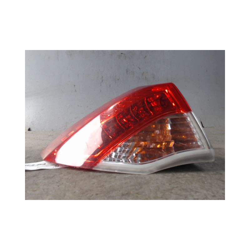 FEU ARRIERE GAUCHE  RENAULT LAGUNA III 2007-
