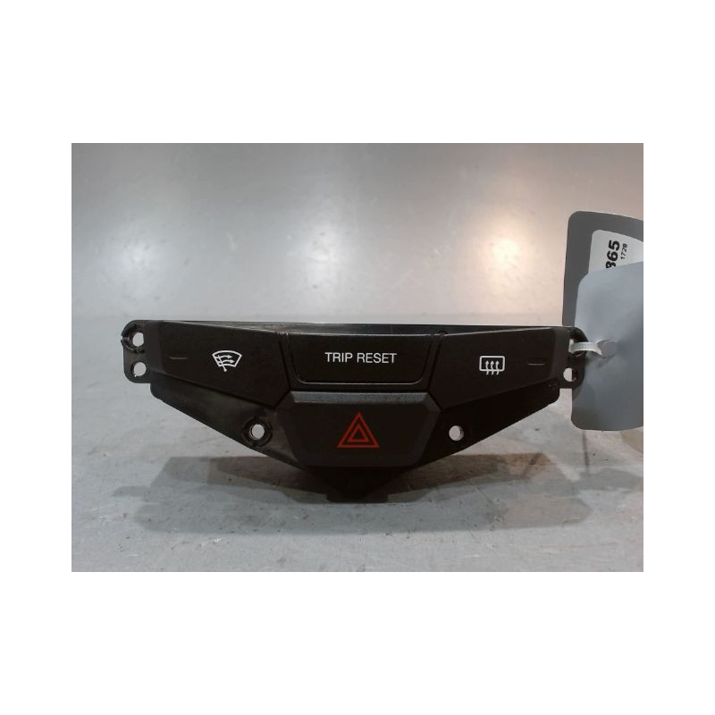 BOUTON DE WARNING SSANGYONG KORANDO