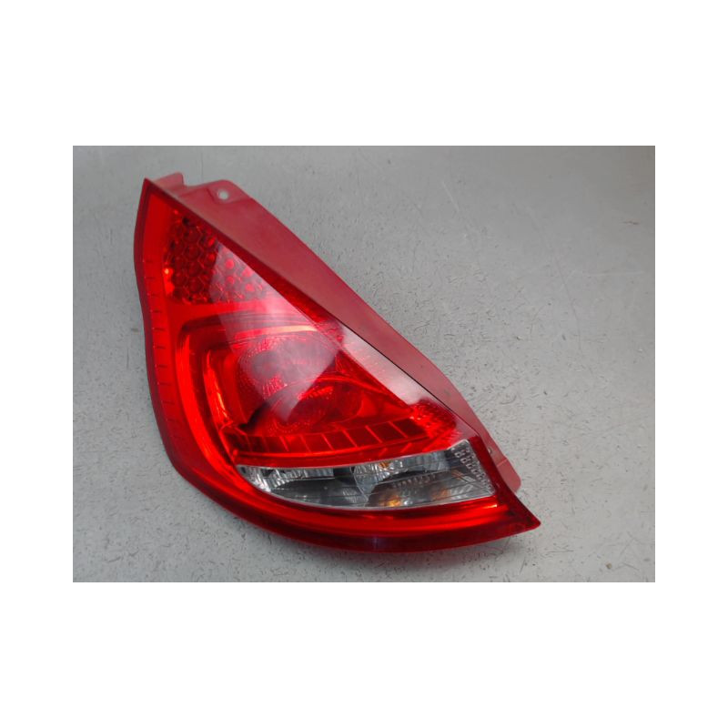 FEU ARRIERE GAUCHE  FORD FIESTA