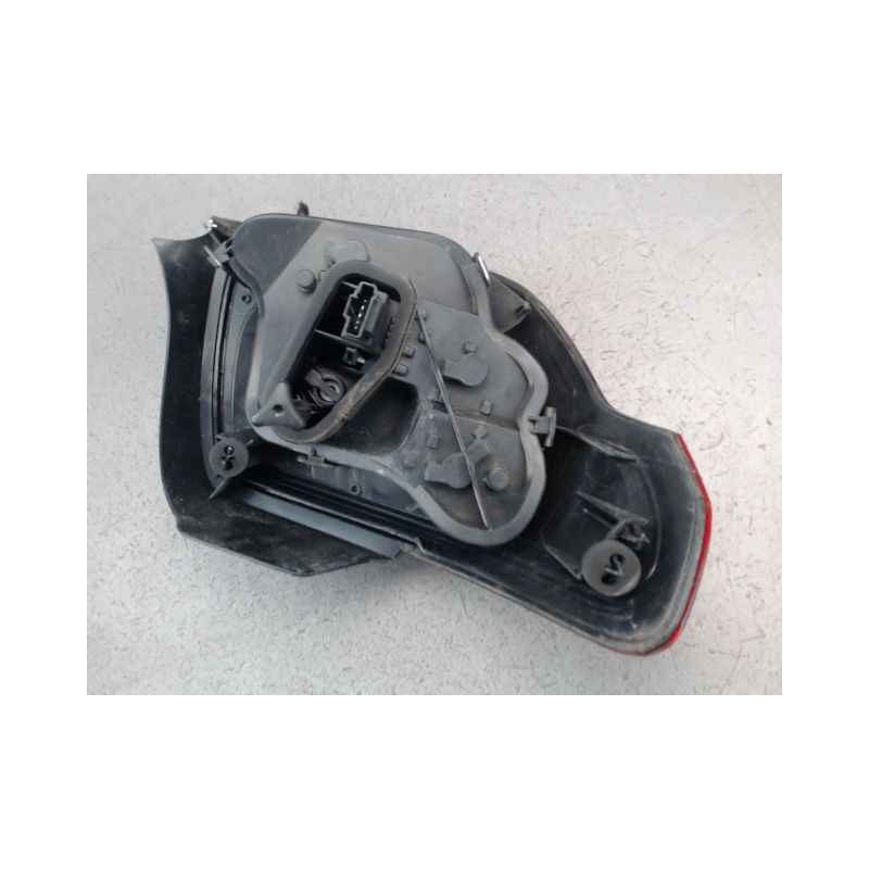 FEU ARRIERE DROIT CITROEN DS3
