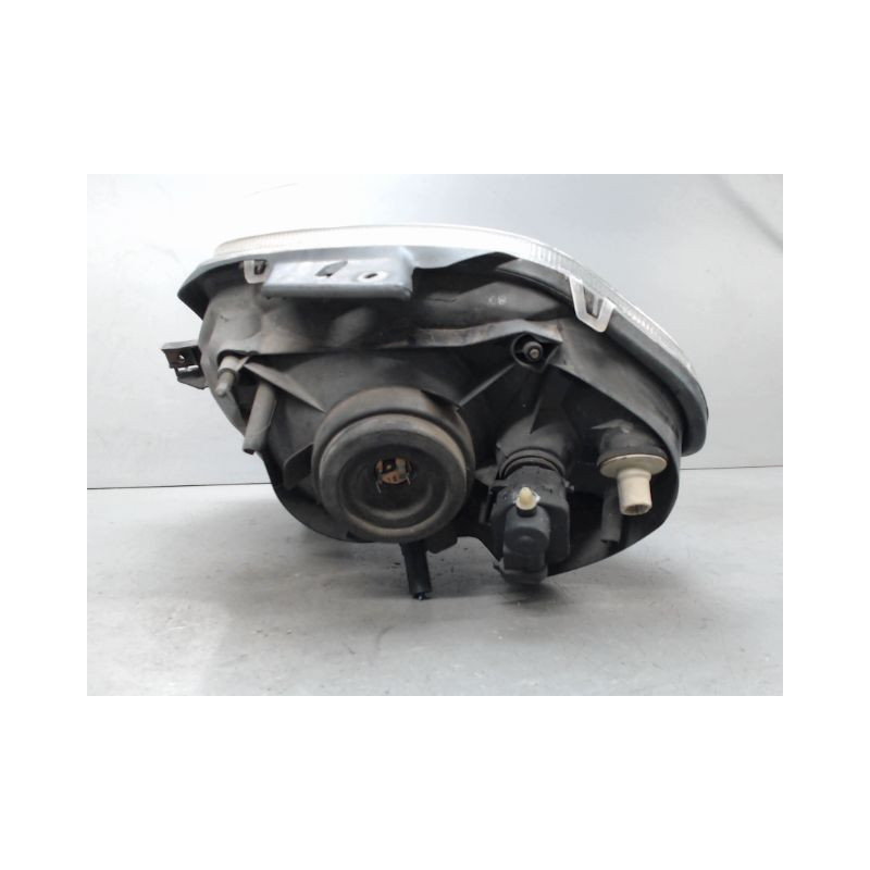 PHARE DROIT RENAULT CLIO