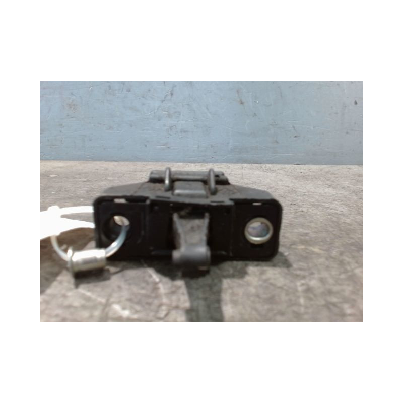 SERRURE COFFRE ARRIERE DACIA LOGAN 4 P 05-08