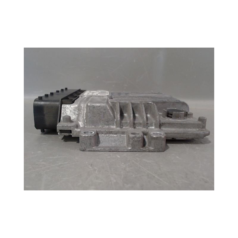 CALCULATEUR MOTEUR SSANGYONG KORANDO