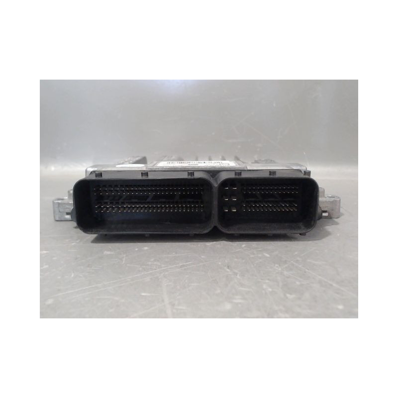 CALCULATEUR MOTEUR SSANGYONG KORANDO