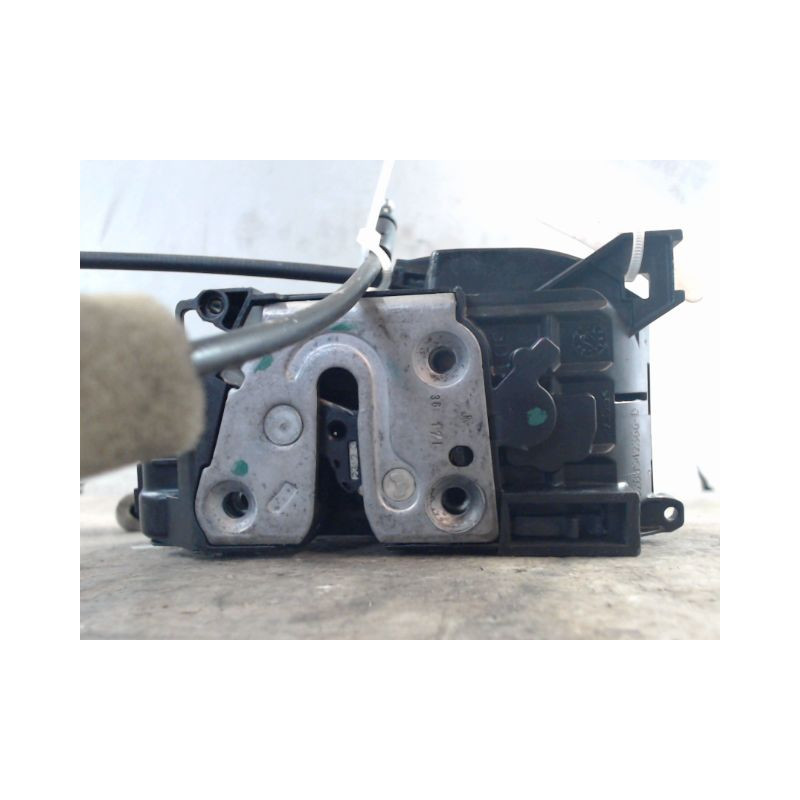 SERRURE PORTE COULISSANTE DROIT RENAULT KANGOO