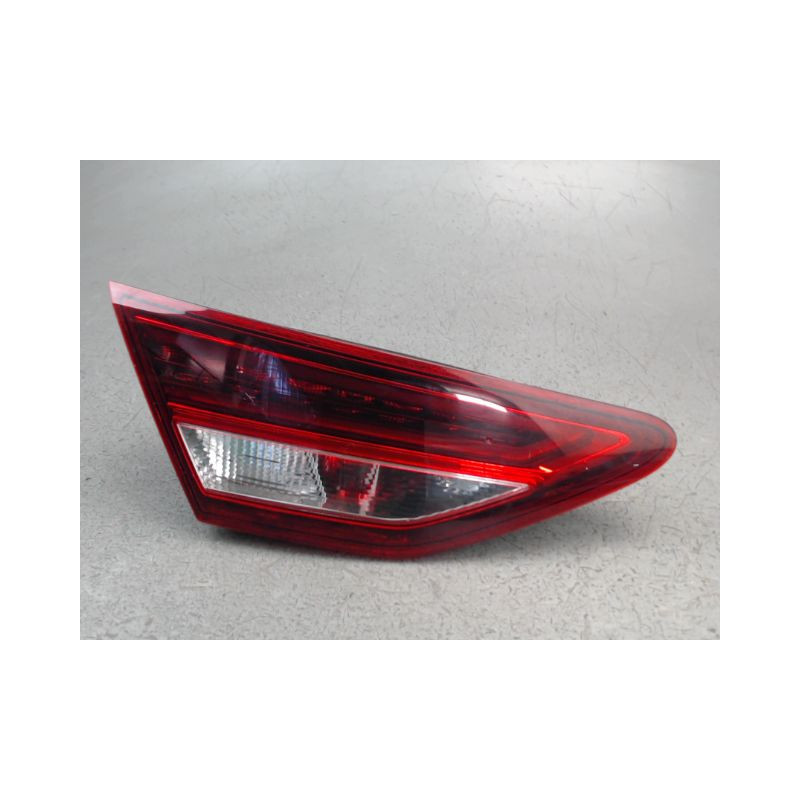 FEU ARRIERE INTERIEUR GAUCHE SEAT LEON