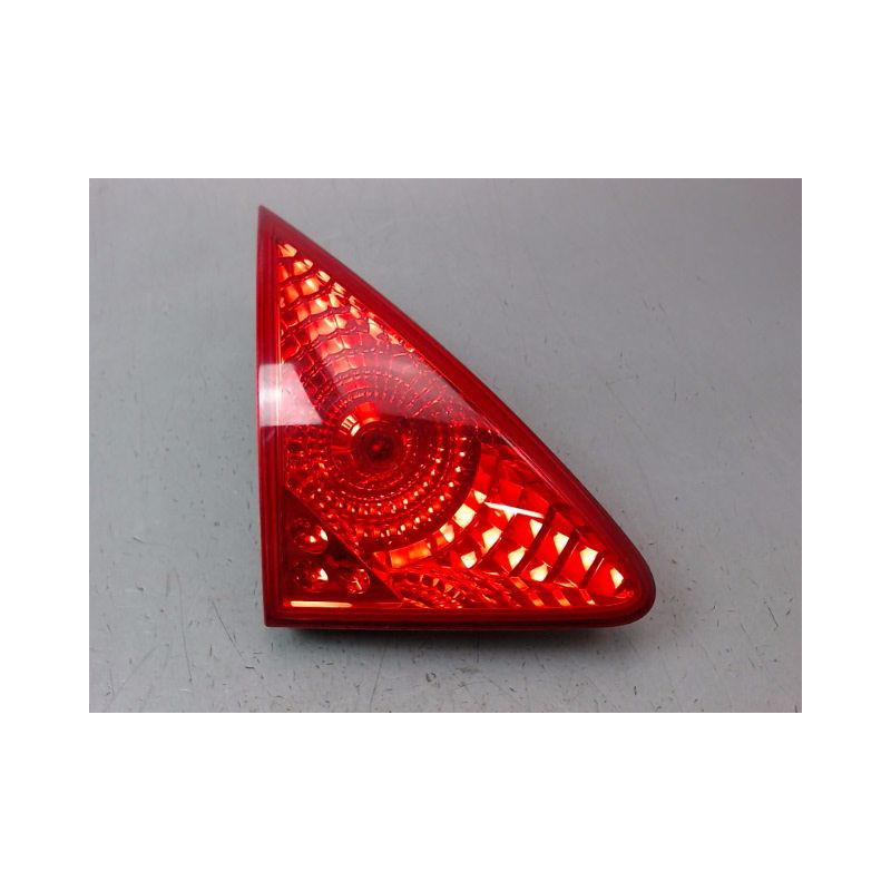 FEU ARRIERE INTERIEUR GAUCHE PEUGEOT 3008