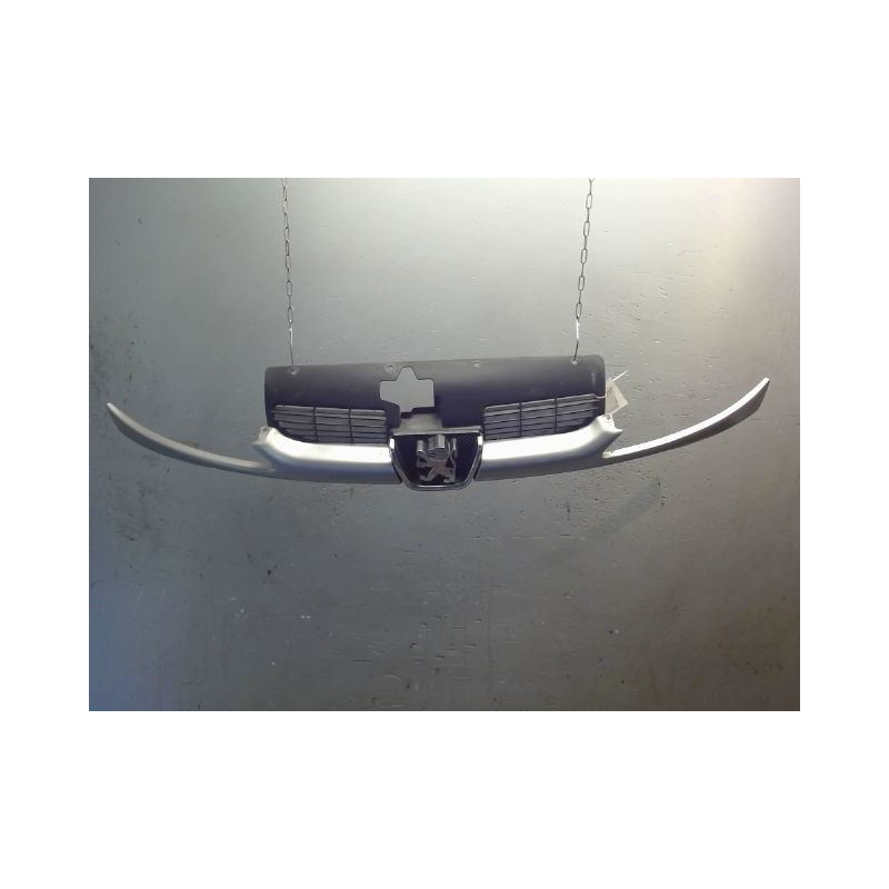 CALANDRE PEUGEOT 206
