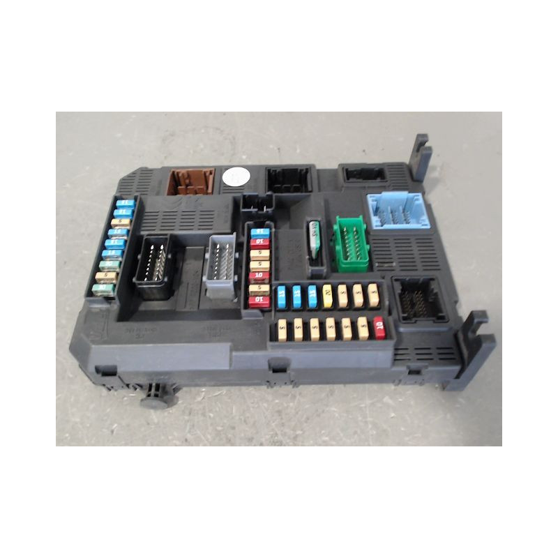 BOITIER GESTION HABITACLE PEUGEOT 308